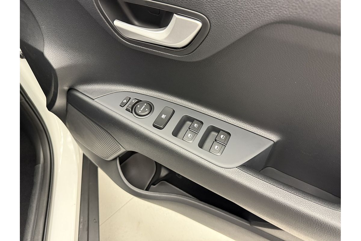 2024 Kia Stonic S YB