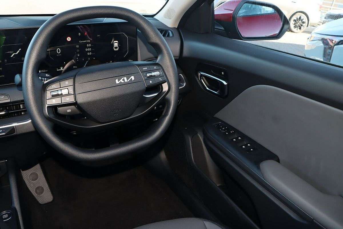 2025 Kia K4 Sport CL4m