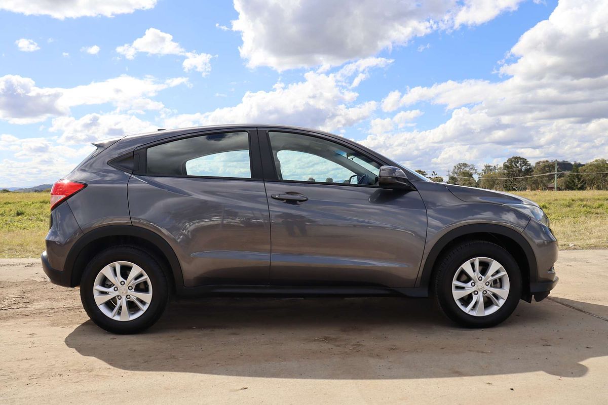2017 Honda HR-V VTi-L