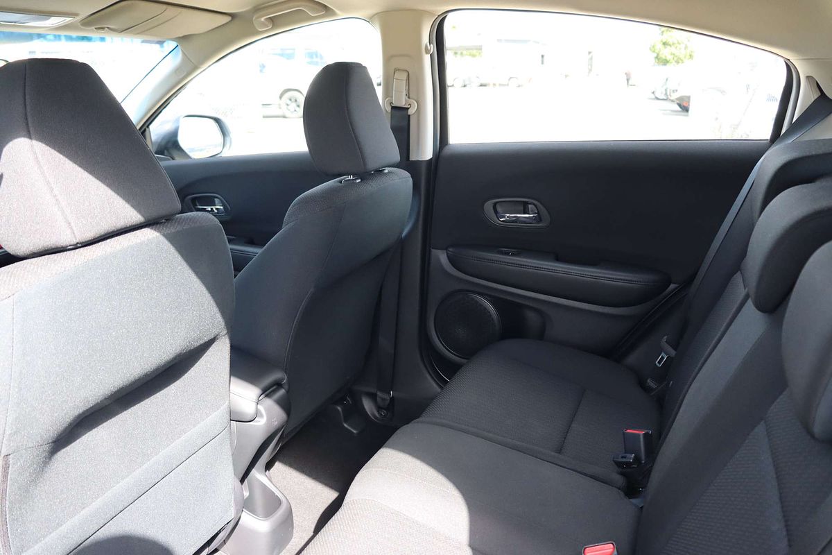 2017 Honda HR-V VTi-L