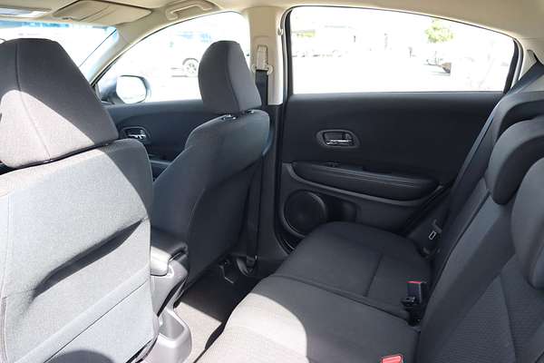 2017 Honda HR-V VTi-L