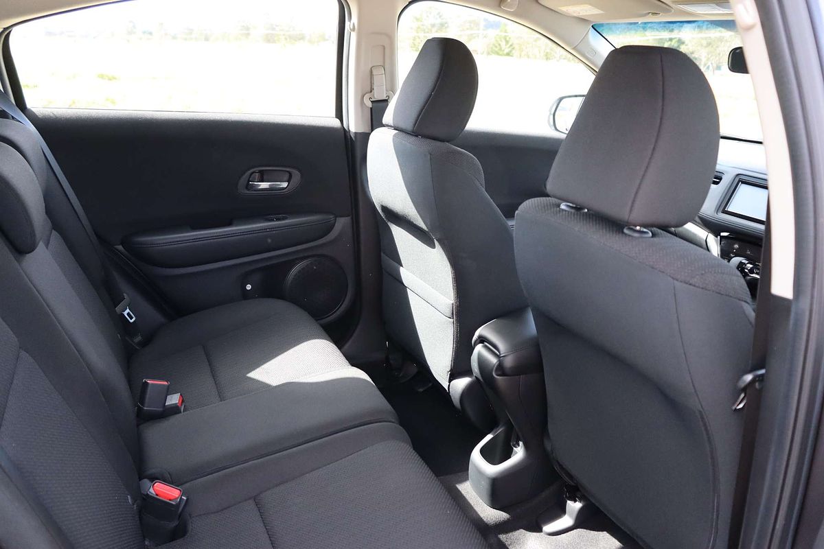 2017 Honda HR-V VTi-L