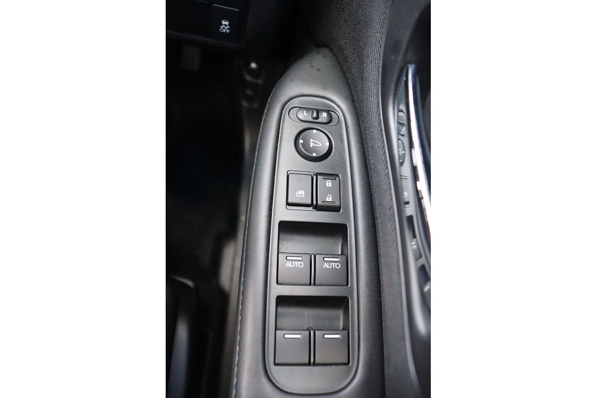 2017 Honda HR-V VTi-L