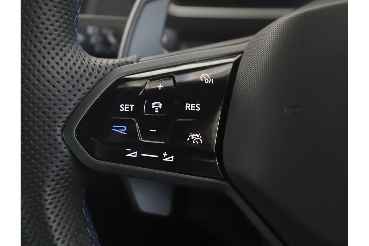 MY23 Volkswagen Tiguan R 7 Speed DSG