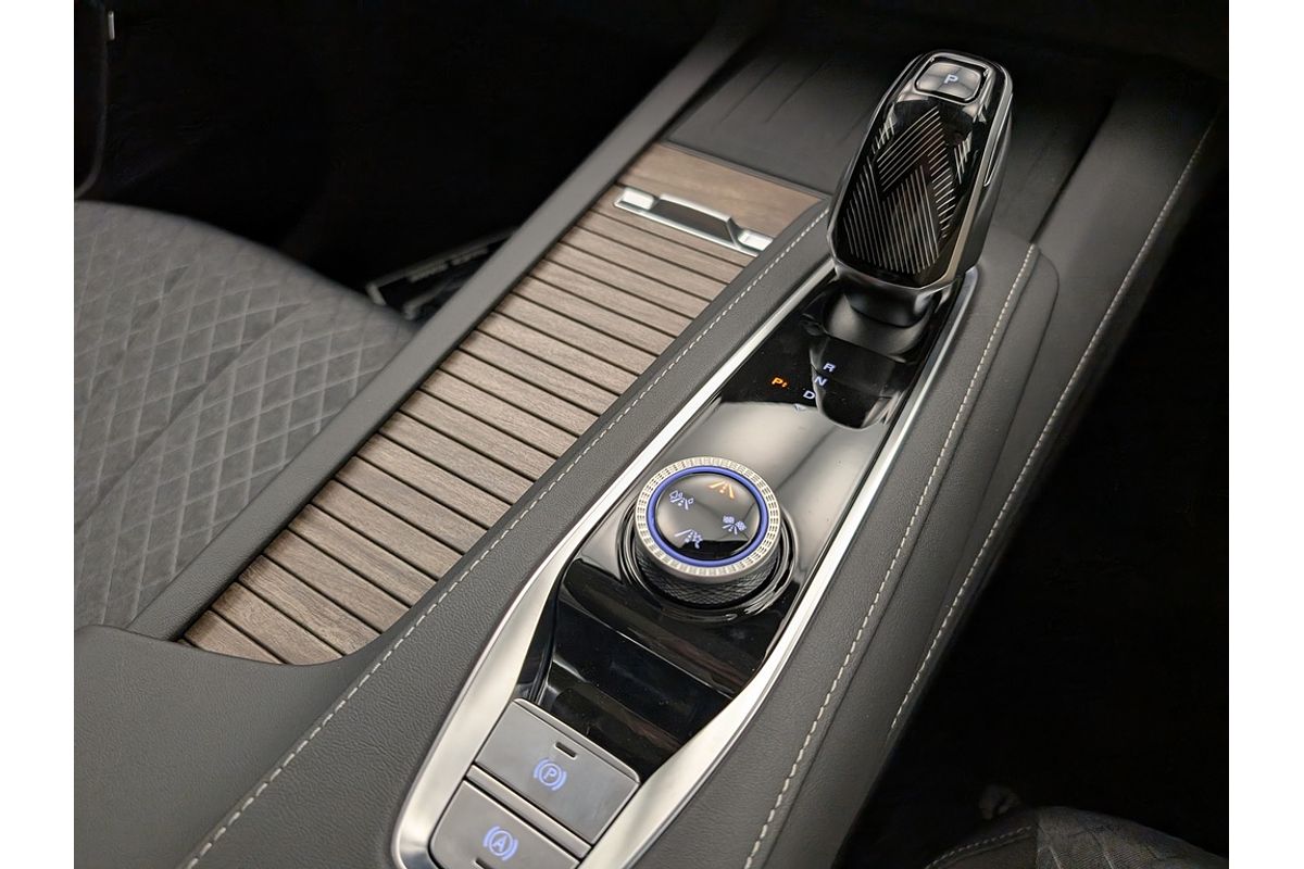 2025 MG QS Excite IS31