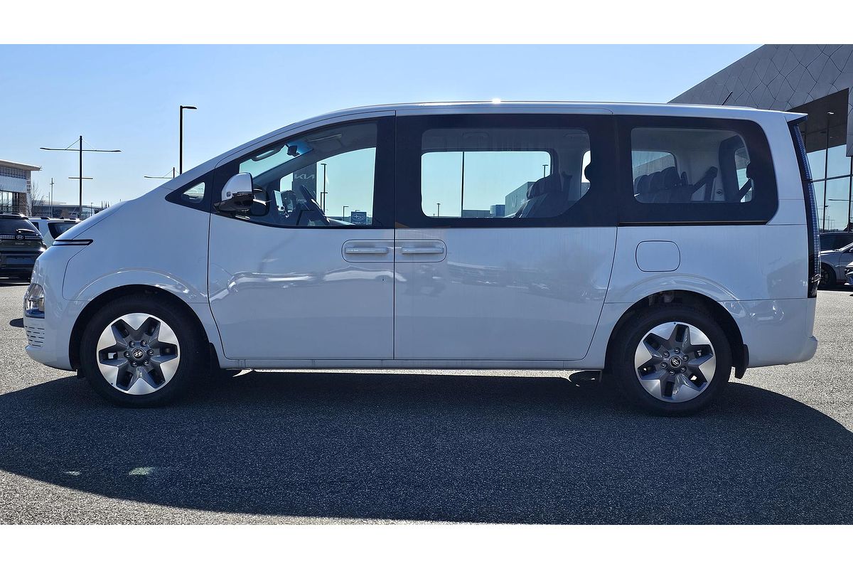 2025 Hyundai STARIA US4.V3