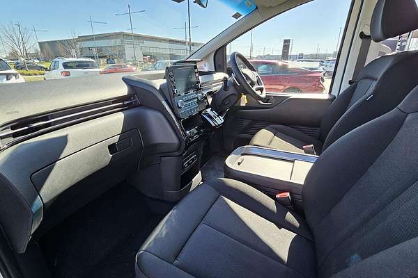 2025 Hyundai STARIA US4.V3