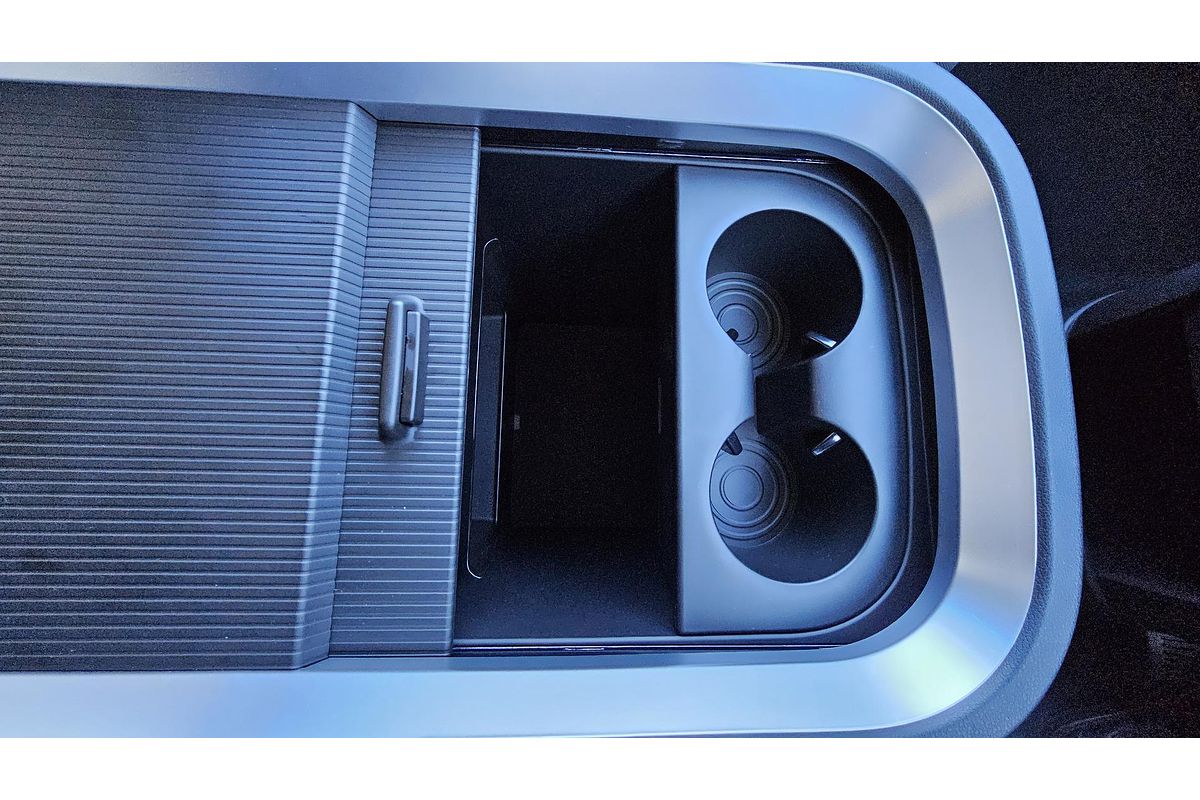 2025 Hyundai STARIA US4.V3