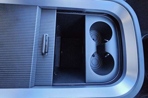 2025 Hyundai STARIA US4.V3