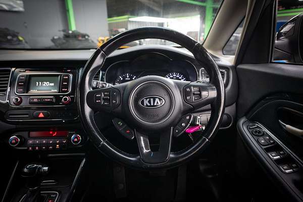 2013 Kia Rondo SLi RP