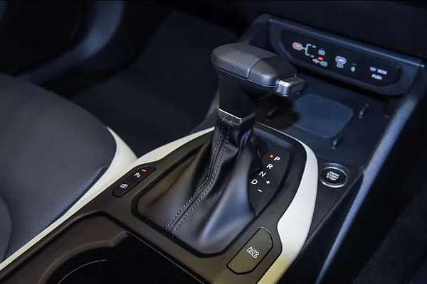 2025 Kia K4 GT-Line CL4m