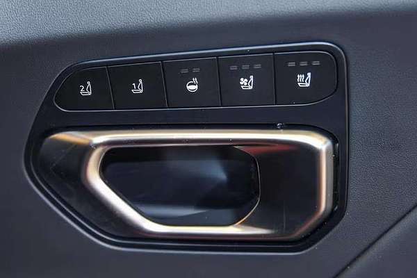 2025 Kia K4 GT-Line CL4m