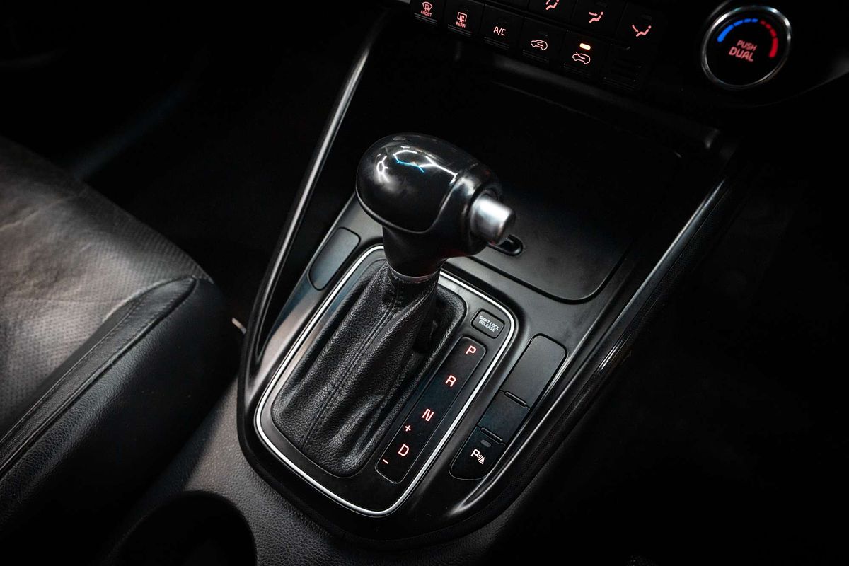 2013 Kia Rondo SLi RP