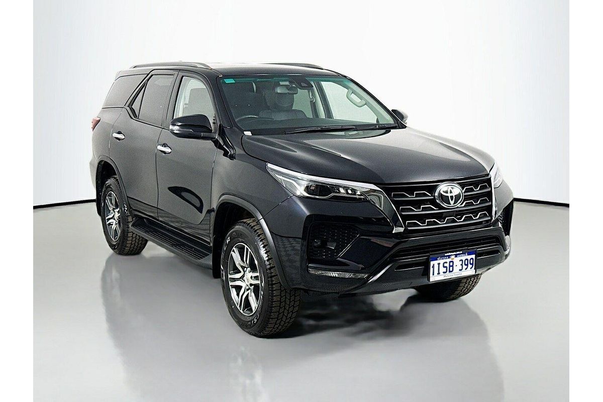 2023 Toyota Fortuner GXL GUN156R