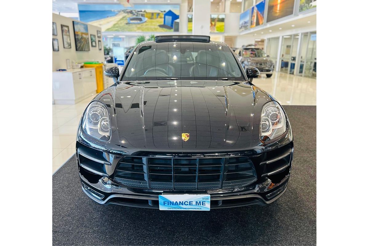 2015 Porsche Macan Turbo 95B