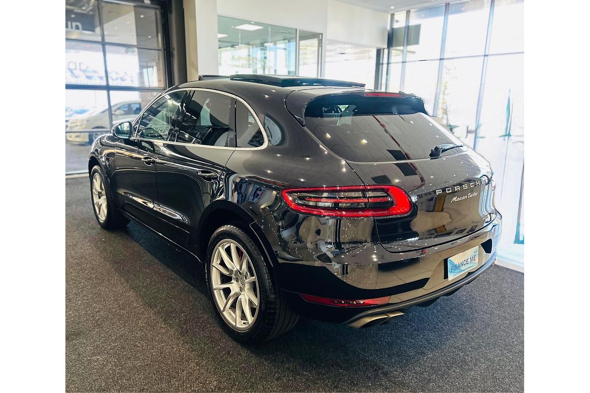 2015 Porsche Macan Turbo 95B
