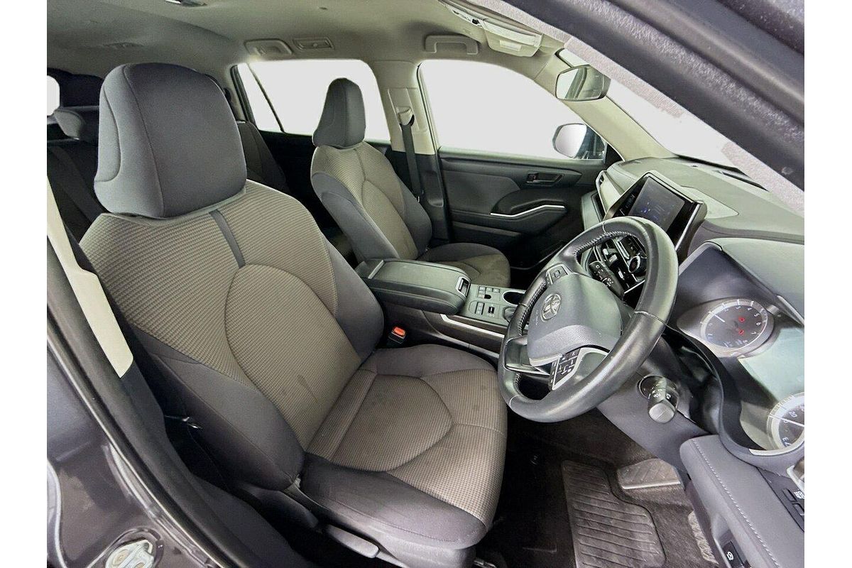 2023 Toyota Kluger GX