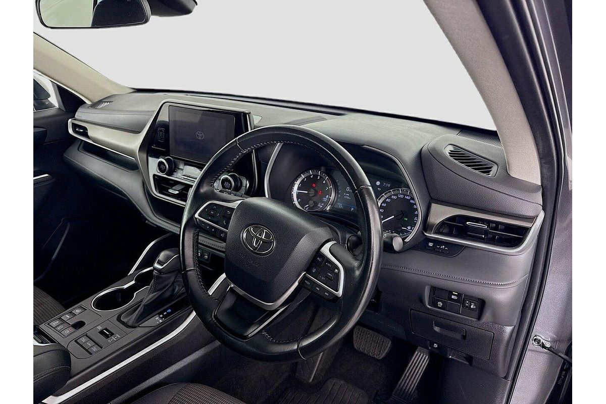 2023 Toyota Kluger GX