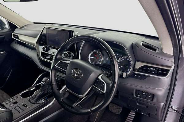 2023 Toyota Kluger GX