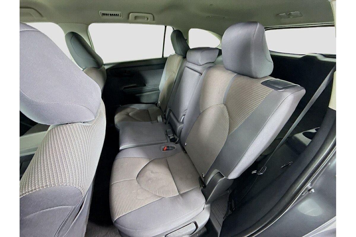 2023 Toyota Kluger GX
