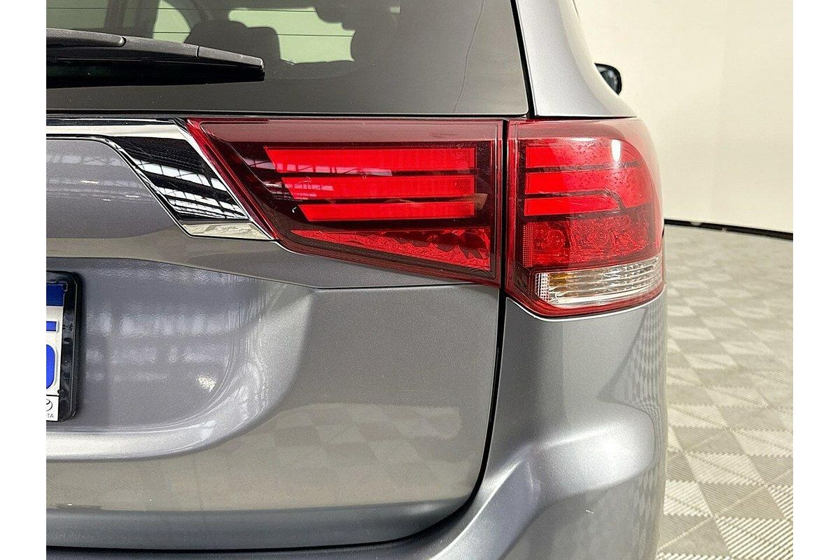 2018 Mitsubishi Outlander PHEV Exceed ZK