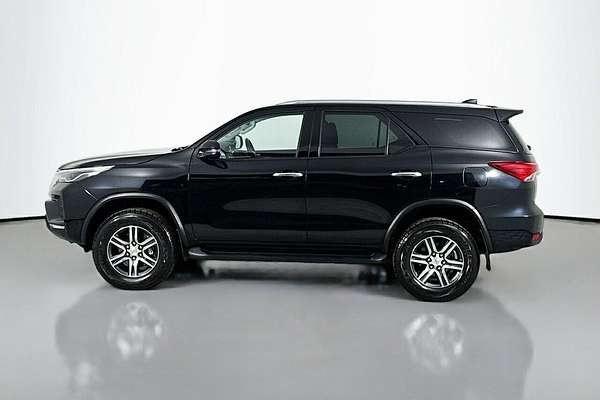2023 Toyota Fortuner GXL GUN156R