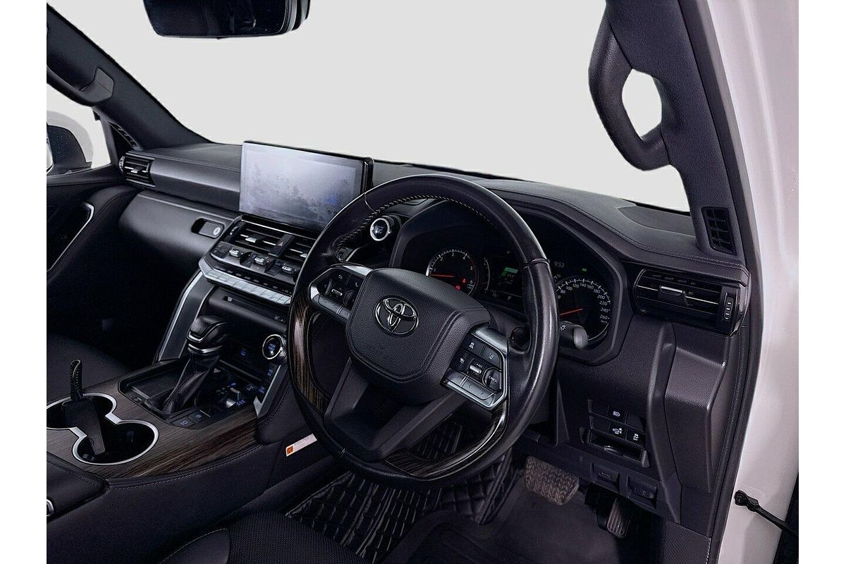 2022 Toyota Landcruiser VX FJA300R