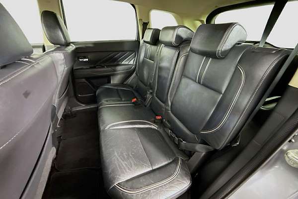 2018 Mitsubishi Outlander PHEV Exceed ZK