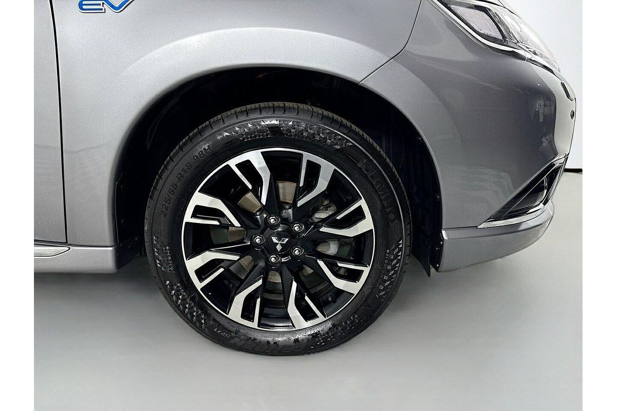 2018 Mitsubishi Outlander PHEV Exceed ZK