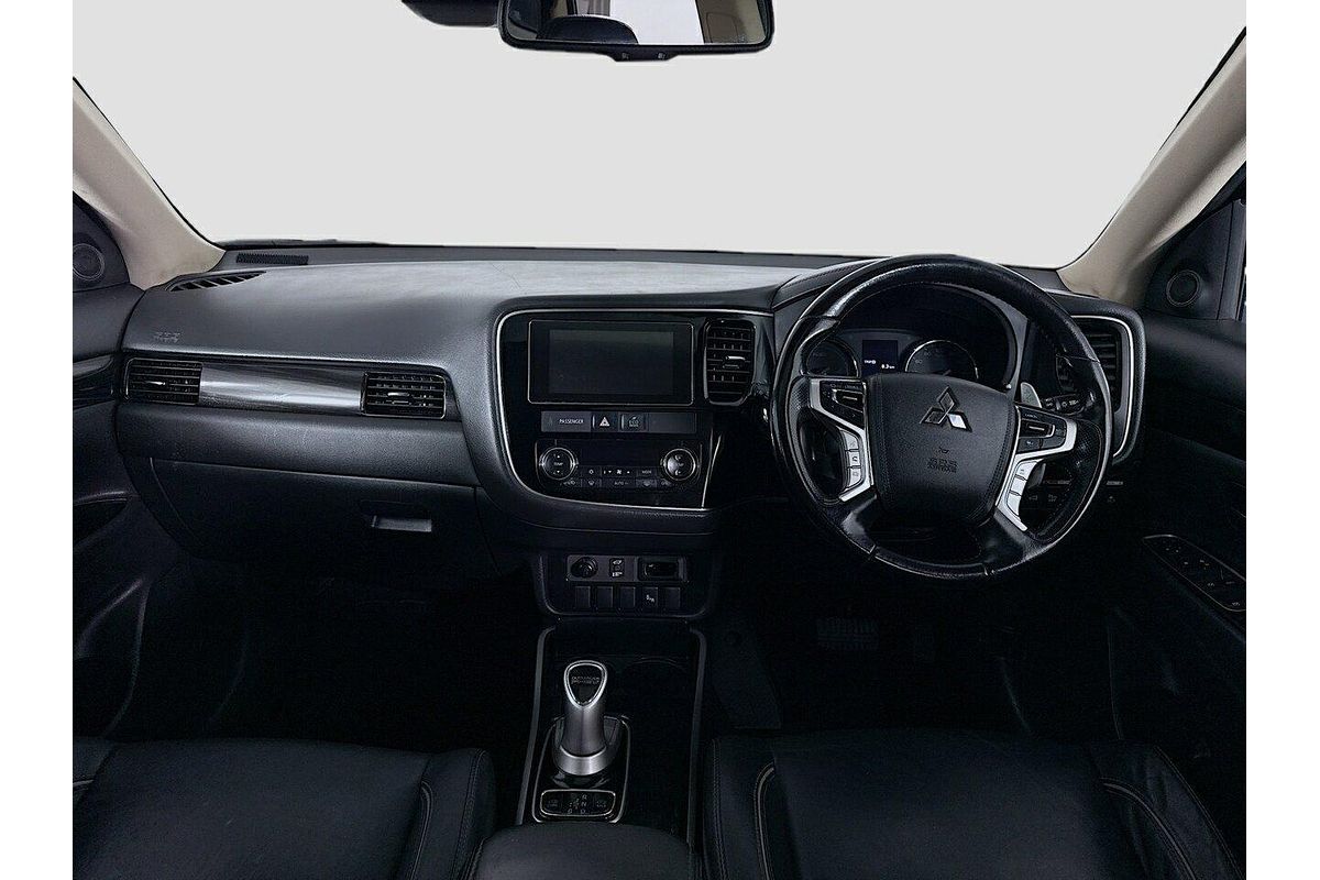 2018 Mitsubishi Outlander PHEV Exceed ZK