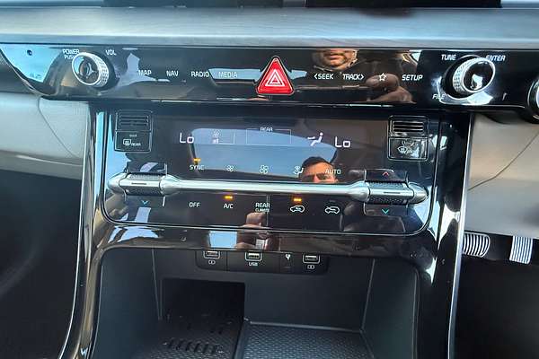 2022 Kia Carnival Platinum KA4