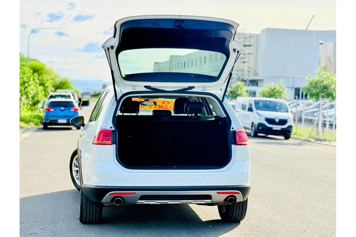 2017 Volkswagen Golf Alltrack 132TSI 7