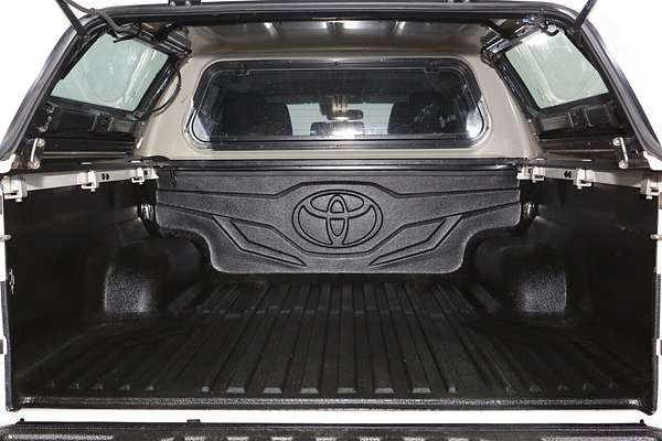 2020 Toyota Hilux SR5 GUN126R 4X4