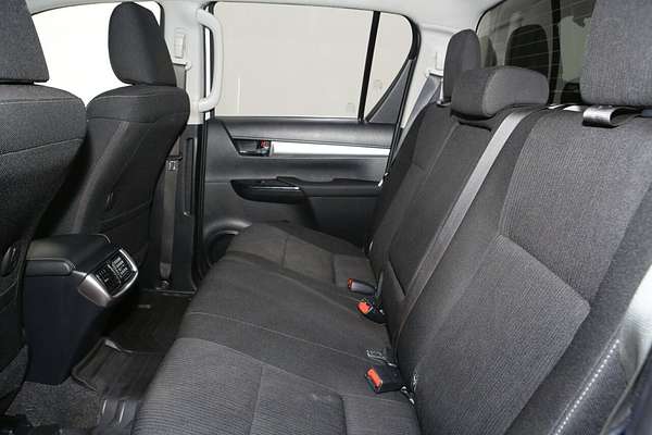 2020 Toyota Hilux SR5 GUN126R 4X4