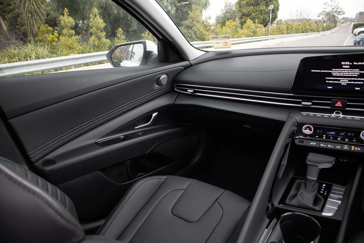 2025 Hyundai i30 Premium CN7.V2
