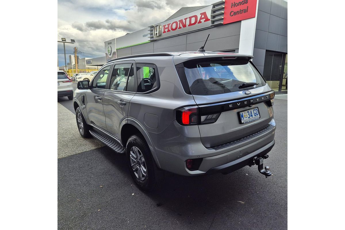 2024 Ford Everest Ambiente 2.0L