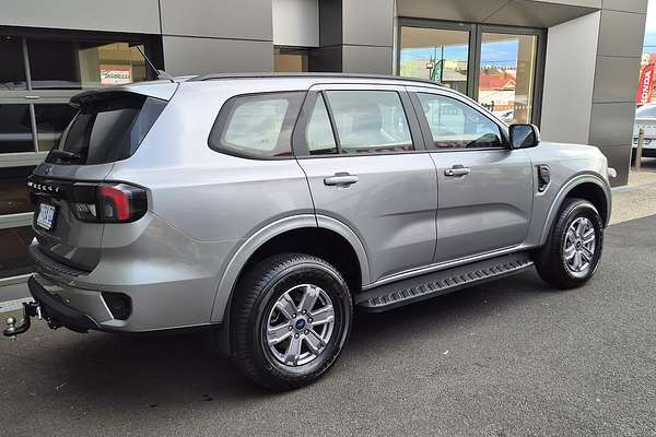 2024 Ford Everest Ambiente 2.0L
