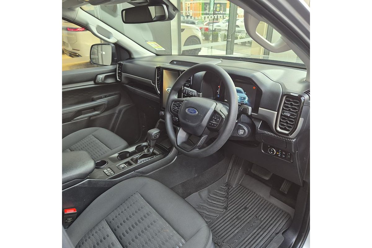 2024 Ford Everest Ambiente 2.0L