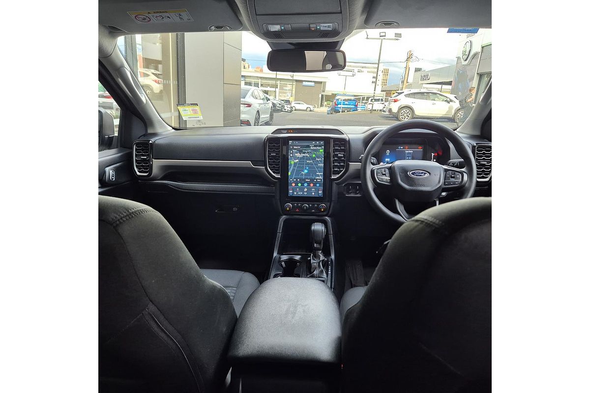 2024 Ford Everest Ambiente 2.0L