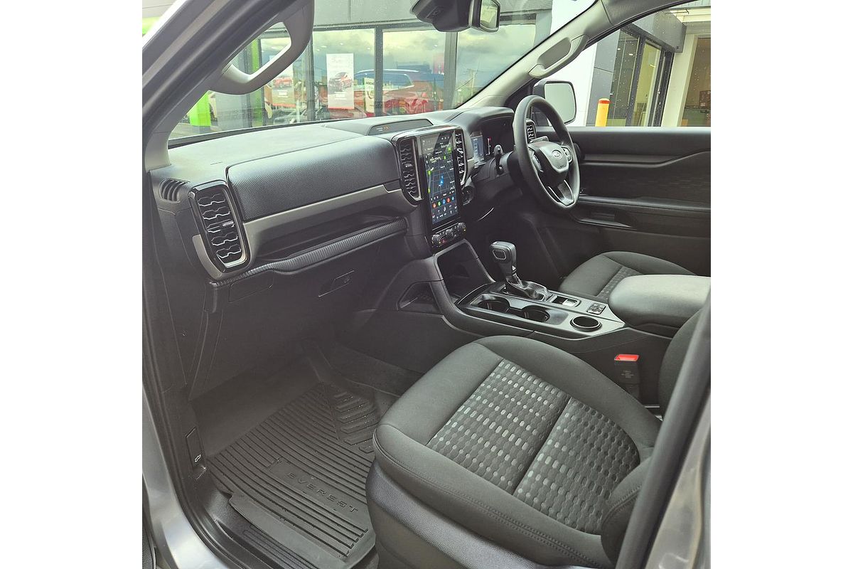 2024 Ford Everest Ambiente 2.0L