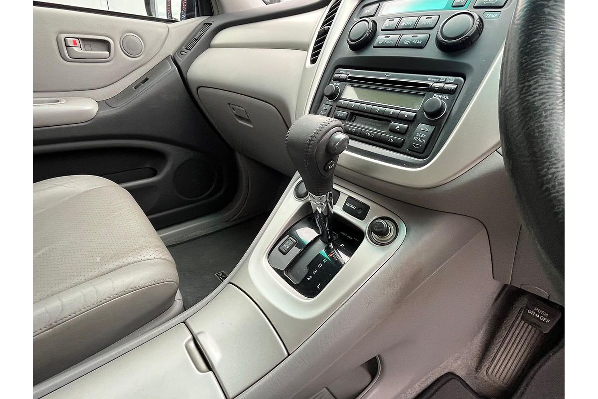 2004 Toyota Kluger CVX MCU28R