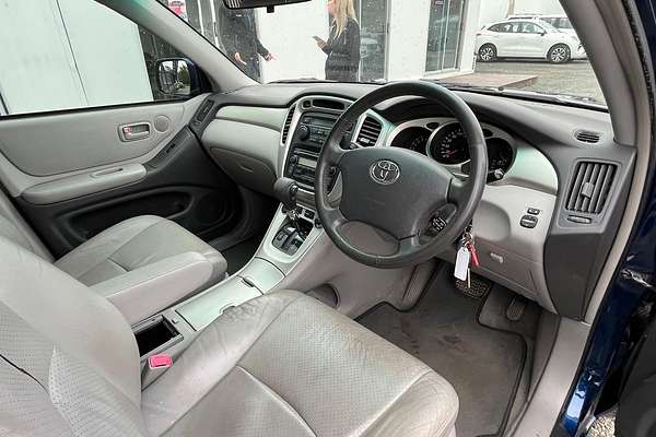 2004 Toyota Kluger CVX MCU28R