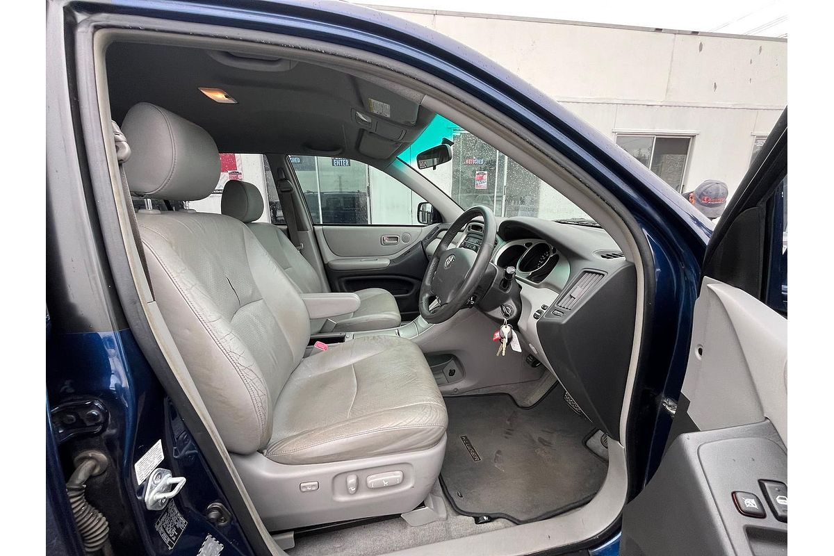 2004 Toyota Kluger CVX MCU28R