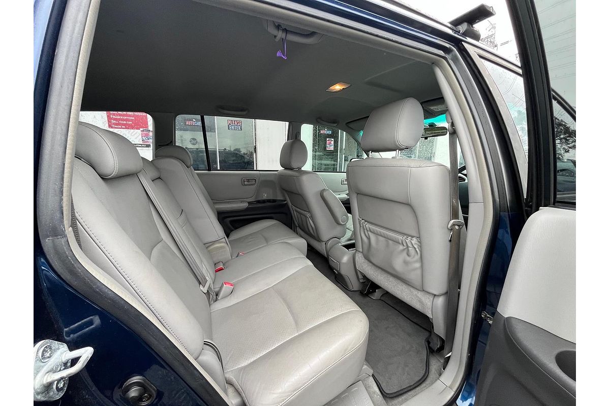 2004 Toyota Kluger CVX MCU28R