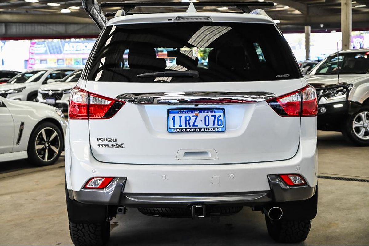 2017 Isuzu MU-X LS-T