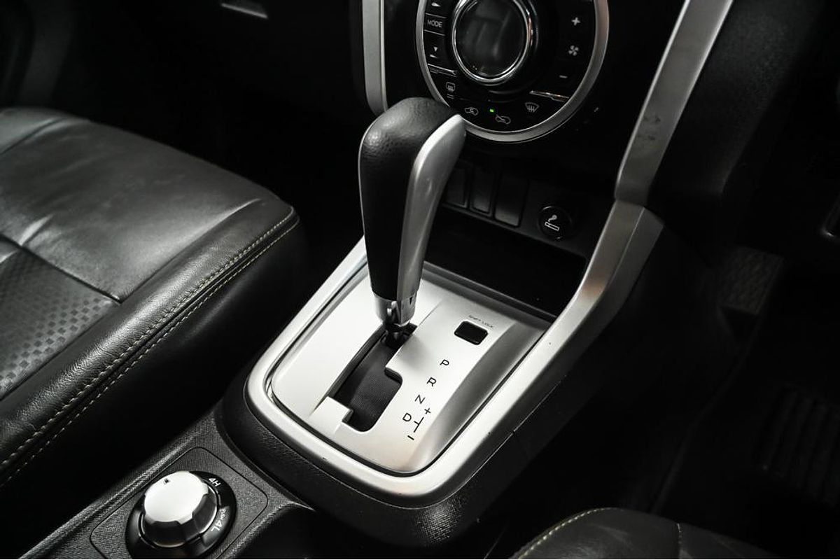 2017 Isuzu MU-X LS-T