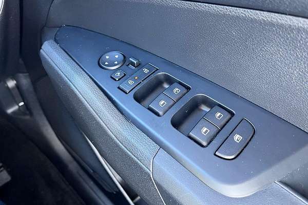 2022 Kia Sportage S NQ5
