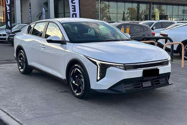 2025 Kia K4 Sport+ CL4m