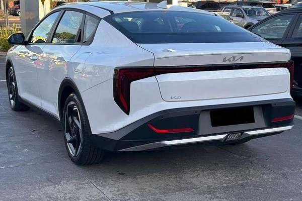 2025 Kia K4 Sport+ CL4m