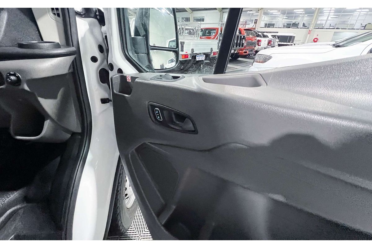 2019 Ford Transit 350L VO LWB Mid Roof